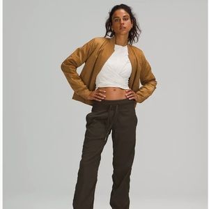 BNWT*💛LULULEMON SOLD OUT BOMBER JACKET